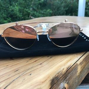 Quay Australia sunglasses mirror flip top NWT